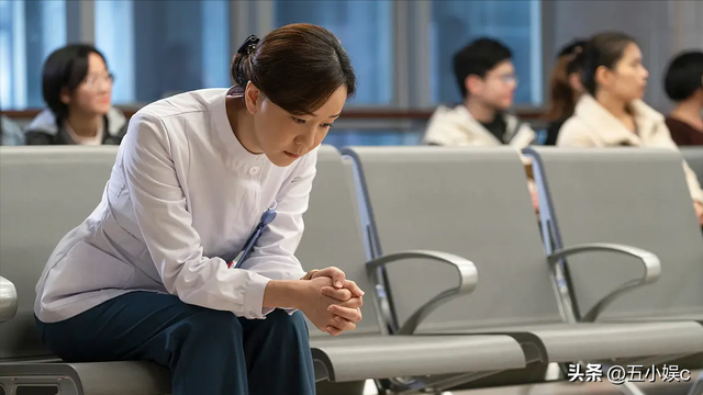 演过情深深雨蒙蒙中的陆尔豪，出道22年终于凭《谢谢你医生》火了