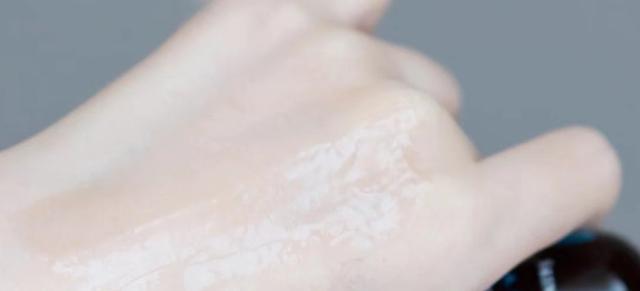 修丽可紫米精华，修丽可紫米精华的功效和作用（有钱一定要用的大牌抗老精华）