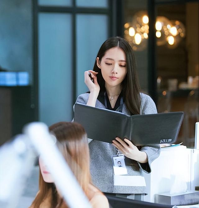 最美的时光剧情介绍，最美的时光电视剧剧情（辛苦养育女儿郭碧婷长大）