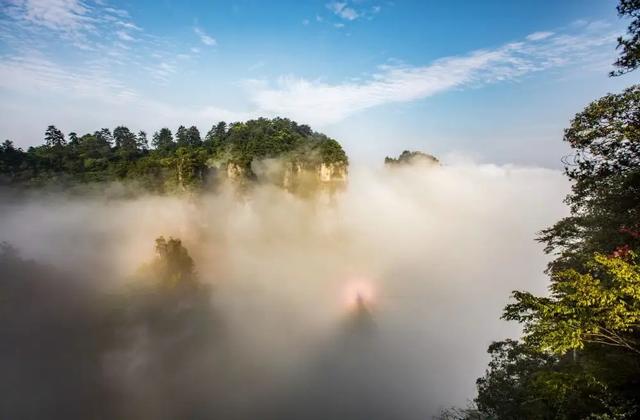 贵州旅游十大景点，贵州旅游十大景点排名千户苗寨（贵州十大冷门景点）