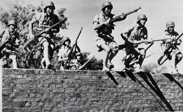 郑耀先的历史原型，郑耀先原型简介（自己闷头做到国军少将）