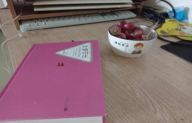 香菇火腿焖饭如何做，香菇鸡腿焖饭（小宅时光：有香菇火腿焖饭）