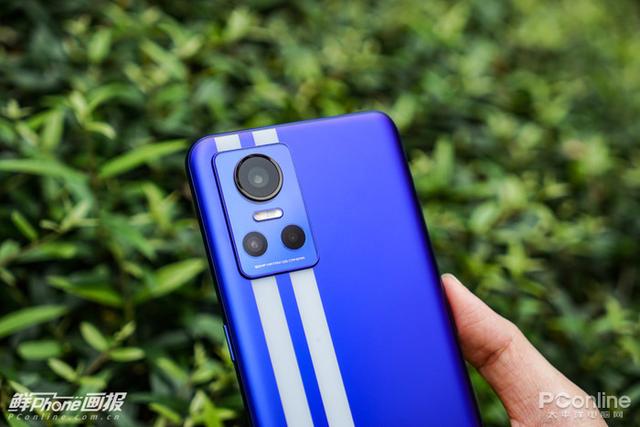 背部首，背的部首是什么（这三款手机让你瞬间“满血复活”）