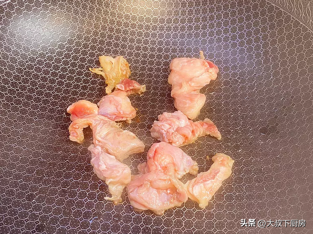 牛肉面怎么做好吃，又简单又好吃的牛肉面怎么做（大叔教你红烧牛肉面）