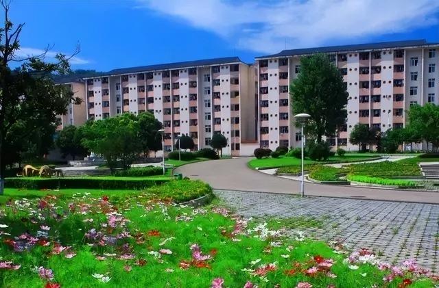 四川农业大学在全国是什么水平，占地约4500亩