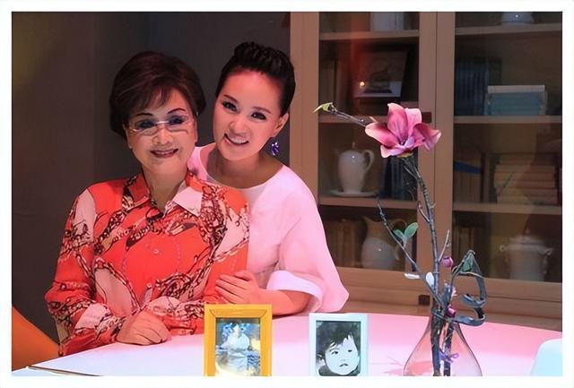 李谷一儿子，李谷一有孩子吗（和金铁霖离婚各自有遗憾）