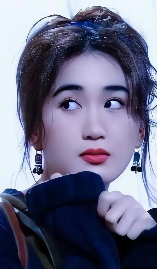 温碧霞年轻的时候有多美，温碧霞年轻时有多美