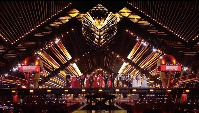 张杰谢娜跨年唱歌，2023跨年晚会彩排路透