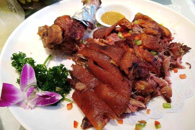 陕西有啥好吃的东西，陕西最好吃的东西（陕西最出名的8道菜）