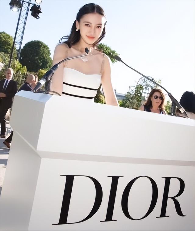 杨幂 绯闻女孩，她跟这些男明星都有过暧昧行为（\