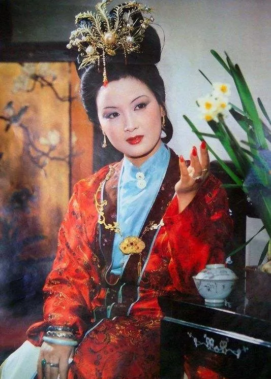 璎珞是什么东西，古代璎珞图片大全（王者玩具-璎珞是啥）