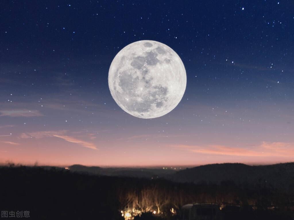 英国学校体罚男孩视频（一袋三元钱的薯片）