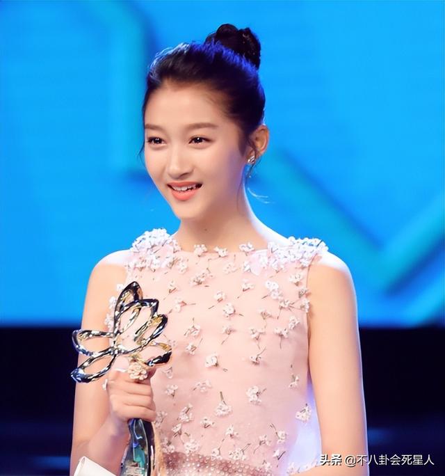 悲伤逆流成河女主，悲伤逆流成河易遥得了什么病（3年后再看央视评选的“四小花旦”）