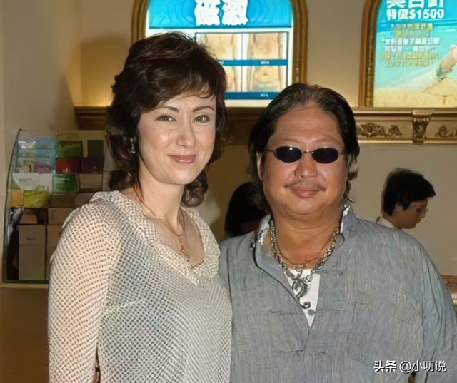 洪金宝的两任妻子，曹恩玉离婚后单身31年，高丽红婚后多年未育