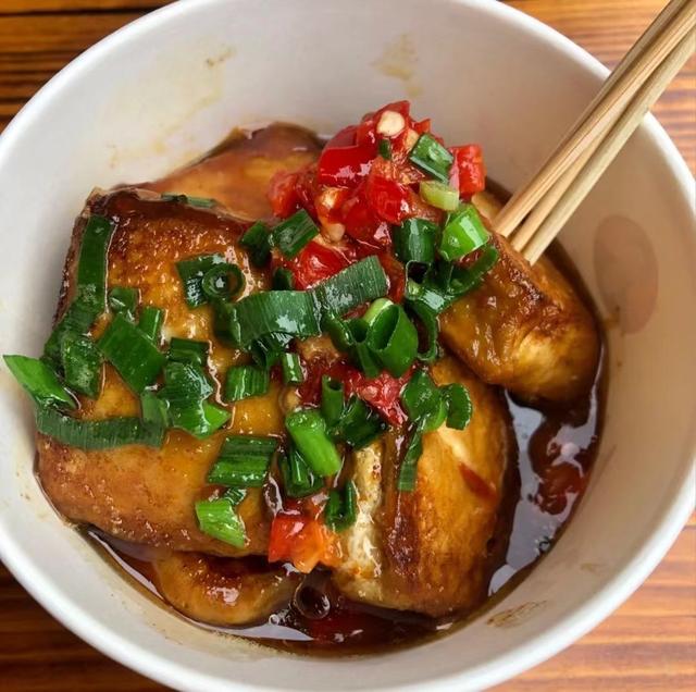 安徽有什么美食，超出名的安徽美食你都吃过几道呢（道道都是安徽人的“心头爱”）