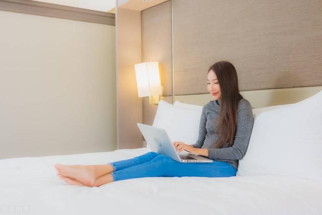 智利火玫瑰如何饲养，智利火玫瑰和红玫瑰哪个适合新手养（也要有好运气<144>）