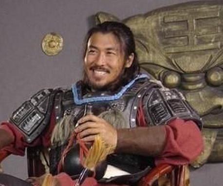 在今南京建立起新的大统一王朝 明朝,而在推翻元朝打败张士诚和陈友谅