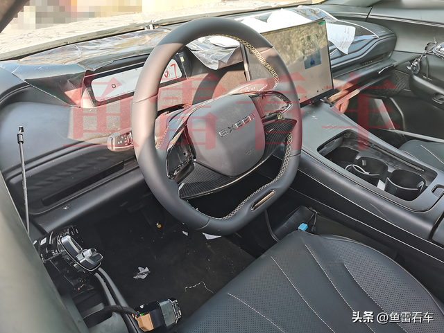 exeed星途，exeed星途是什么车（算得上奇瑞顶级旗舰轿车了）