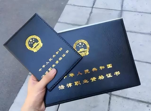自学考试毕业证，自学自考证书是什么（自考文凭可以考哪些证书）