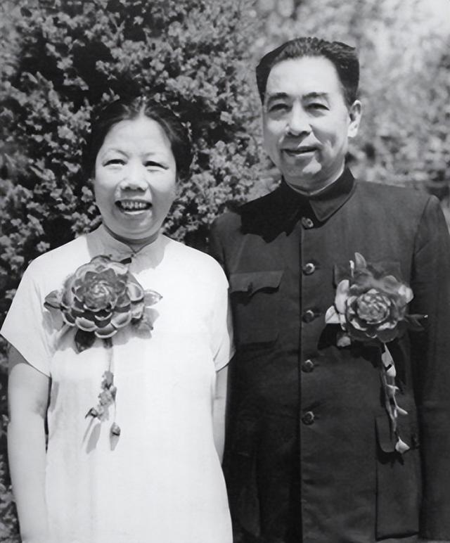 周总理后人今何在，与他血脉相亲的两兄弟