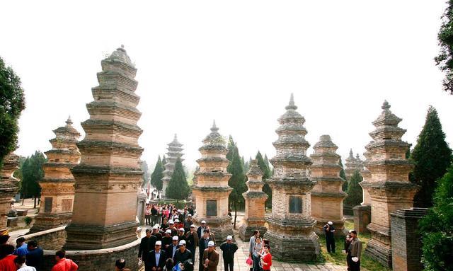 少林景区和少林寺是一个地方吗，少林寺是景区还是寺庙（第一次给全国人民免门票；你心动了吗）