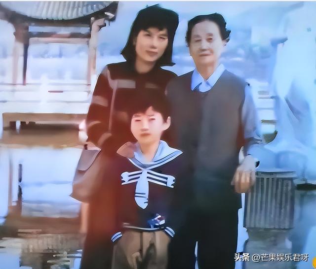 董明珠个人简短经历，董明珠成长故事（董明珠：30岁丧夫）