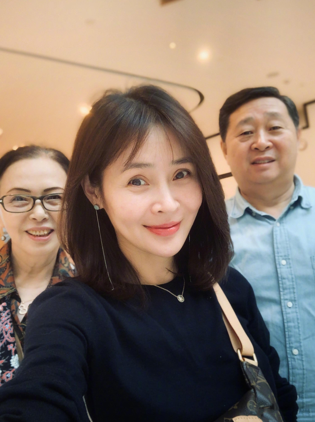 于明加个人资料简介，于明加个人资料家庭背景（演员于明加：入圈零绯闻）