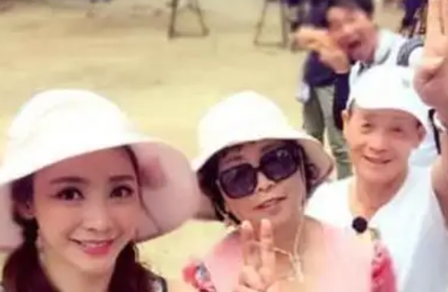 柳岩甩奶舞（拽步舞，拽步舞的视频（从拼命三娘到“借胸上位”）