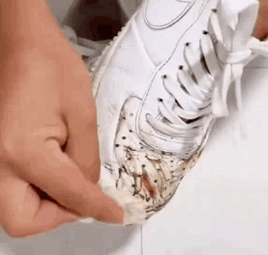 502胶水可以粘鞋子吗（修鞋师傅教你方法）