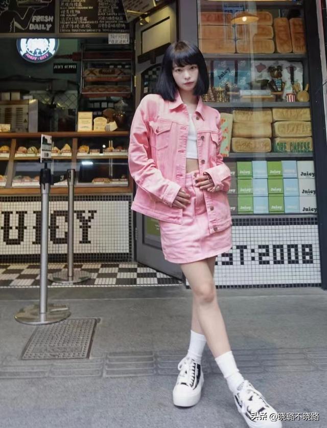 早春流行的牛仔外套，今年这3件正受宠