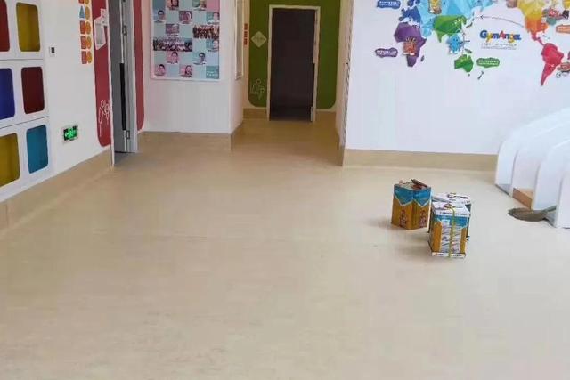 木地板分哪几种材质，常用的木质地板有哪几种（用实木地板还是复合地板）