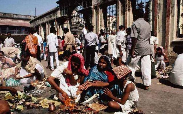 海岸线最长的国家，世界上海岸线最长的是哪个国家（2049年世界将诞生三个比肩自己的超级大国）