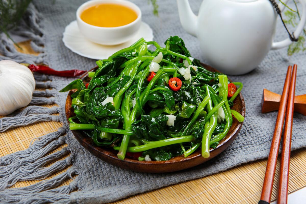 适合减肥吃的食物，减肥应该吃哪些食物（这几类适合减肥期间吃的食物）