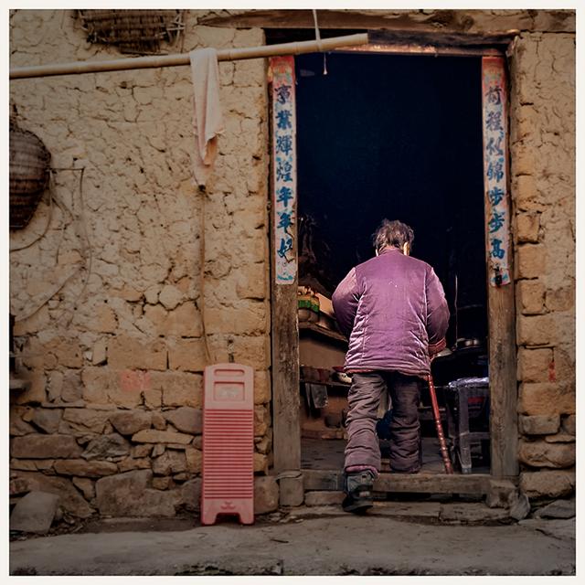 女人梦见吃饺子是什么预兆，女人梦见吃饺子（长大后才懂大姨的心酸）