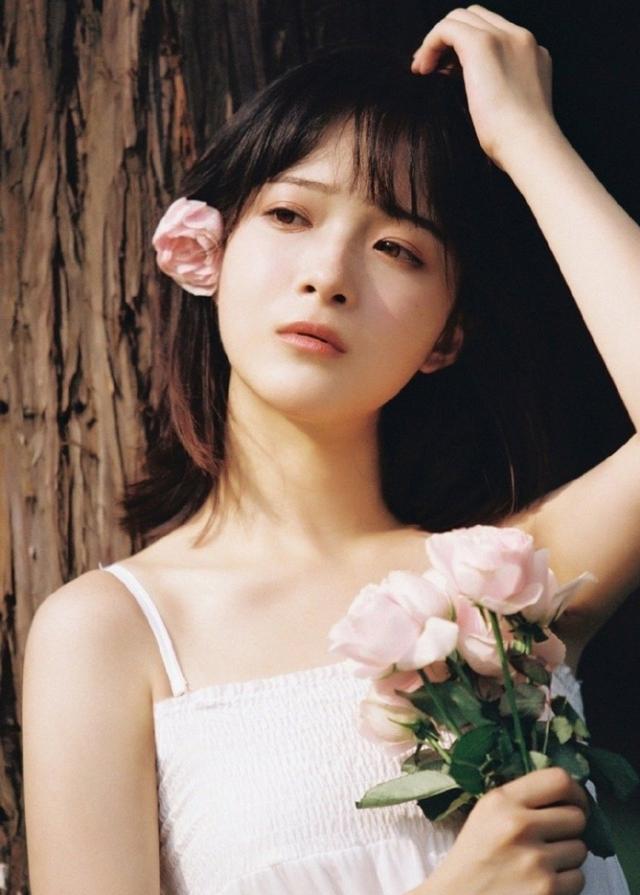 高清气质清新美女美图,美女图片 清新 唯美(清新优雅美丽气质的女神)