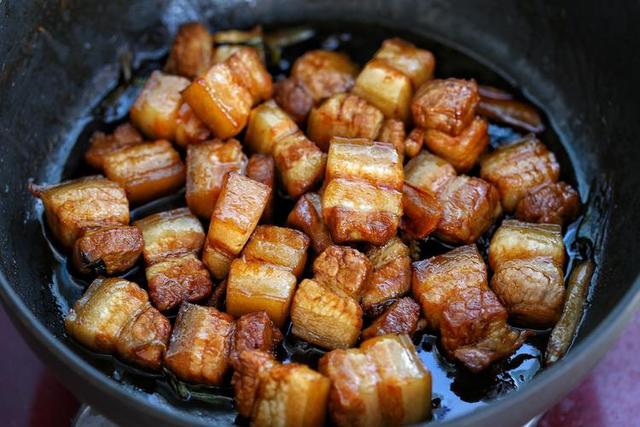 炖肉的做法，炖肉的做法视频（猪肉软烂入味又解馋）