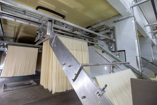 挂面生产线介绍，挂面生产工艺流程和工艺操作要求（今麦郎智能化挂面高速生产线项目正式投产……）