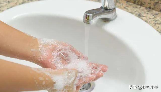 切辣椒后手很辣怎么办，切辣椒后手很辣怎么办呢（切辣椒后手部火辣辣怎么办）