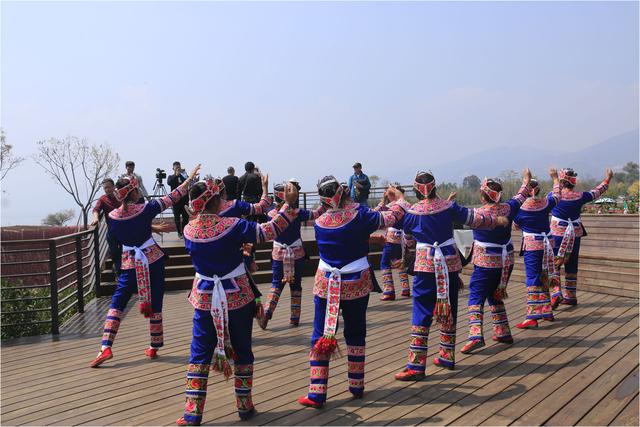 抚仙湖旅游，抚仙湖旅游攻略（胡言摄影抚仙湖16年的50幅照片）