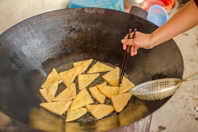怎样炸豆腐，怎样炸豆腐泡（别直接下油锅）