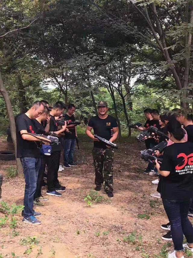 拓展训练队名口号，拓展训练队名口号创意（天目湖同学会之户外拓展-告别）