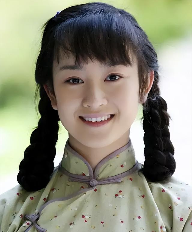 新上海滩方艳芸最后咋了，上海滩中的方艳芸（10位“大变脸”的内娱女神）