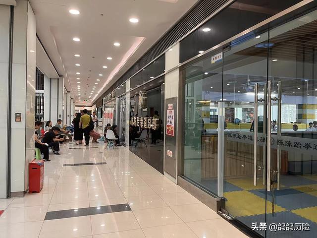 重庆服装批发市场，重庆十大批发市场（重庆南坪步行街城市广场的变迁）