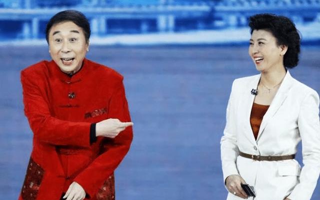“二人转女王”闫学晶：两段婚姻三个孩子，两任丈夫都是二婚