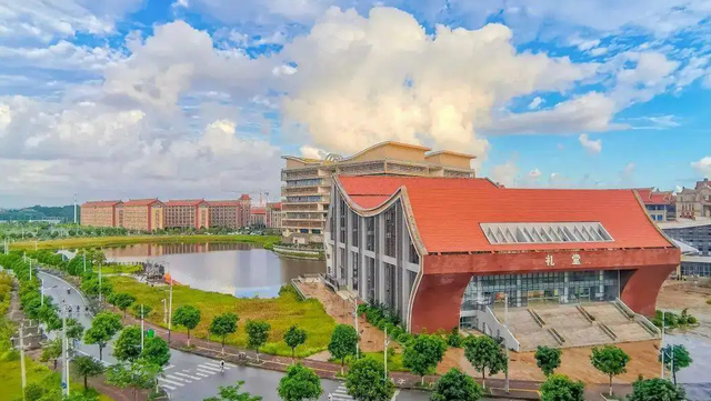 北部湾大学是一本还是二本，北部湾大学是几本（广西这所高校太“憋屈”）