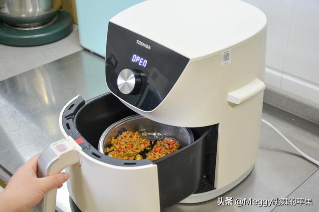 空气炸锅美食菜谱，空气炸锅做菜菜谱（这2道空气炸锅小菜太香了）