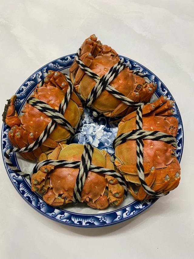 阳澄湖大闸蟹吃法，大闸蟹的吃法有哪些（阳澄湖大闸蟹的美食做法）
