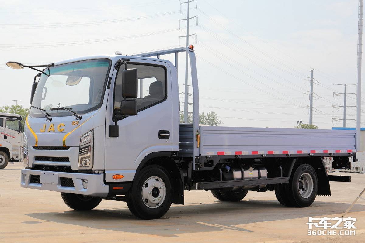 江淮1卡骏铃s6金饭碗 为何选择1920mm驾驶室