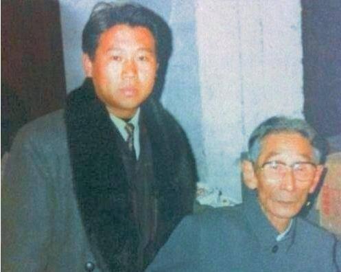 关晓彤演的电视剧大全，关晓彤演过的电视剧（“背景成谜”关晓彤）