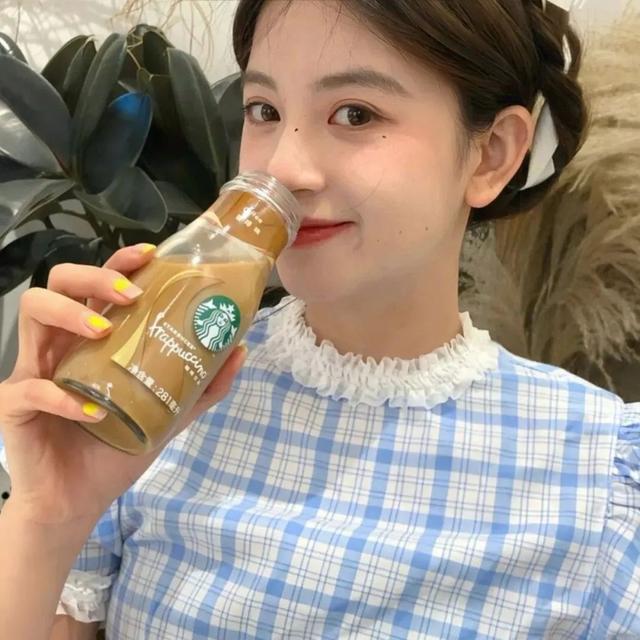 枯燥难过的头像微信，枯燥难过的头像（臭宝，该换微信头像啦）